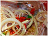 marinade-zwiebeln-peperoni
