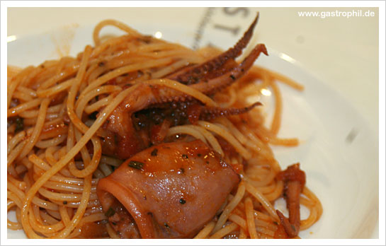 tintenfisch-tomatensosse-04