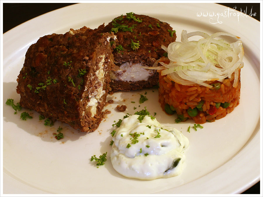 Griechische Burger Mit Feta Bifteki — Rezepte Suchen