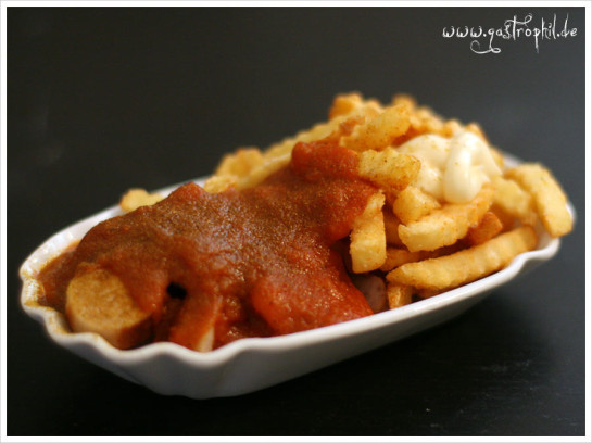 currywurst-pommes-mayo