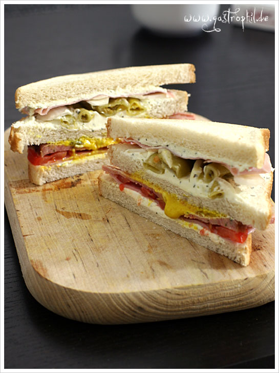 ziegenkaese-honigschinken-spanferkel-sandwich-2