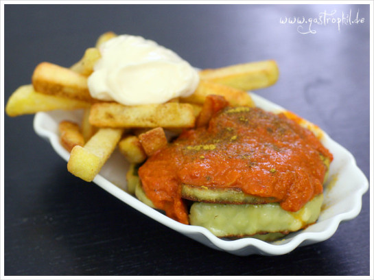 curry-maultaschen-pommes