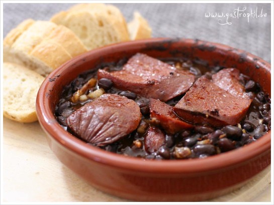 baked-black-beans-sucuc