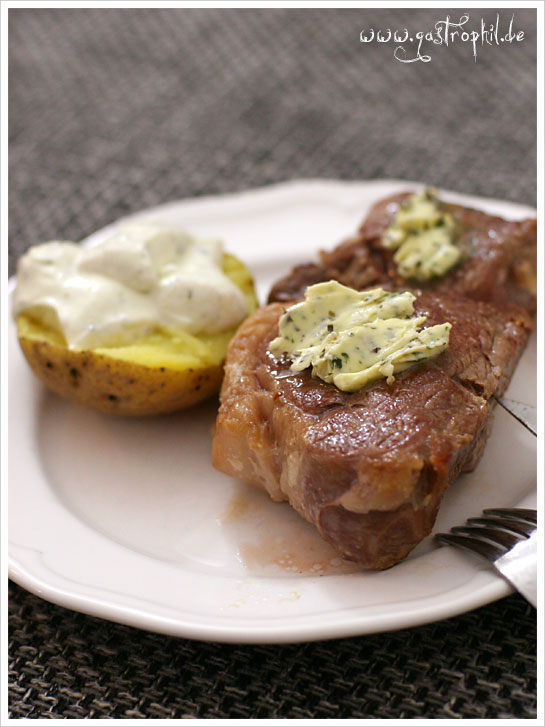 ribeye-steak-kraeuterbutter