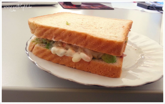 avocado-nudelsalat-sandwich