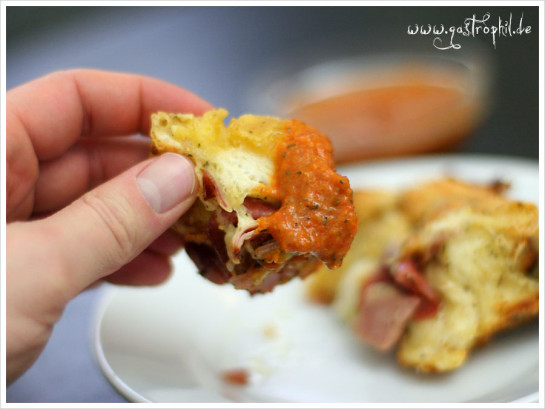 pizza-gugelhupf-dipping